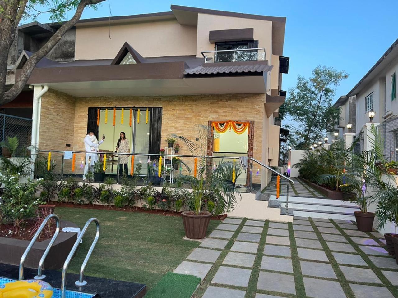 Mannat Villa With Swimming Pool And Garden Lonavala Exteriör bild