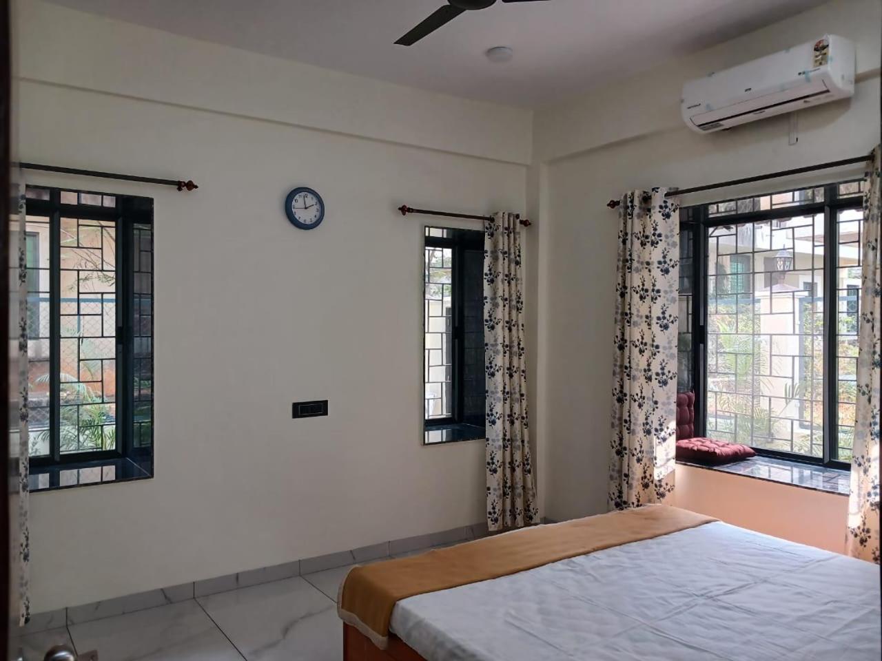 Mannat Villa With Swimming Pool And Garden Lonavala Exteriör bild